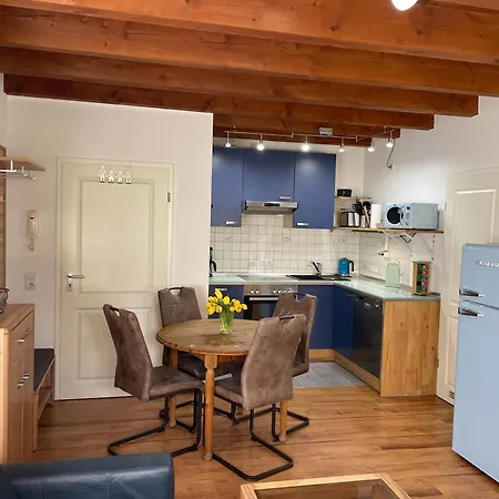 Ferienwohnung In Zentraler Lage Vor Koeln Διαμέρισμα