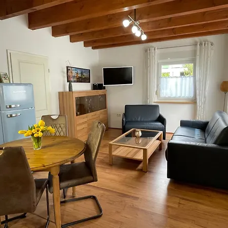 Ferienwohnung In Zentraler Lage Vor Koeln Διαμέρισμα *