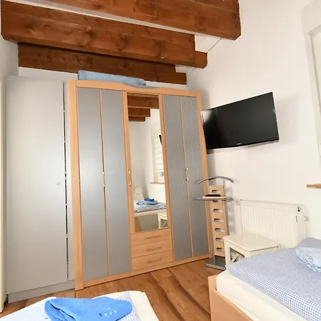 Διαμέρισμα Ferienwohnung In Zentraler Lage Vor Koeln Μπέργκις Γκλάντμπαχ