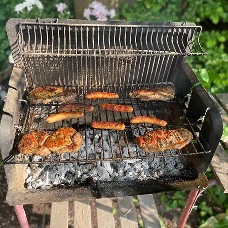 Ferienwohnung In Zentraler Lage Vor Koeln Bergisch Gladbach