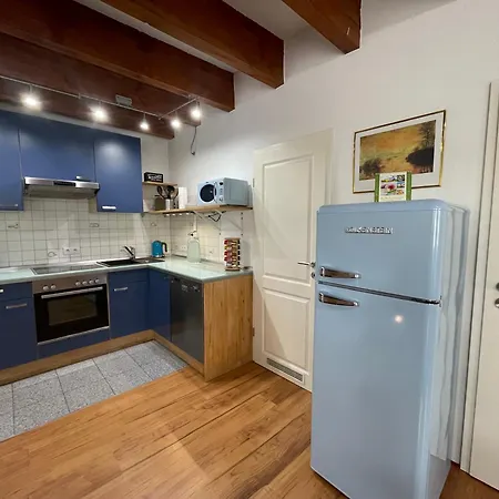 Ferienwohnung In Zentraler Lage Vor Koeln Bergisch Gladbach